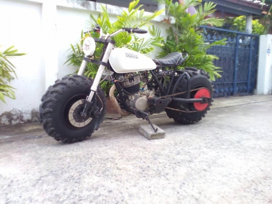 โอ บางนา ขาย sr400 แต่งคัสต้อมมันๆ54,000 บาท