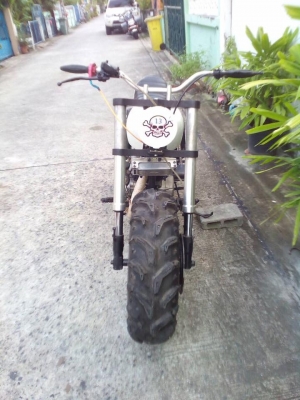โอ บางนา ขาย sr400 แต่งคัสต้อมมันๆ54,000 บาท