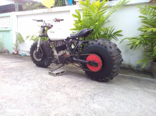 โอ บางนา ขาย sr400 แต่งคัสต้อมมันๆ54,000 บาท