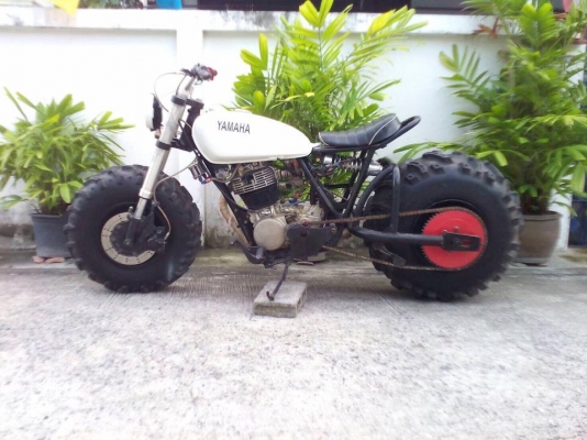 โอ บางนา ขาย sr400 แต่งคัสต้อมมันๆ54,000 บาท