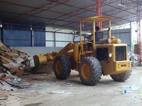 ขายรถตักล้อยาง