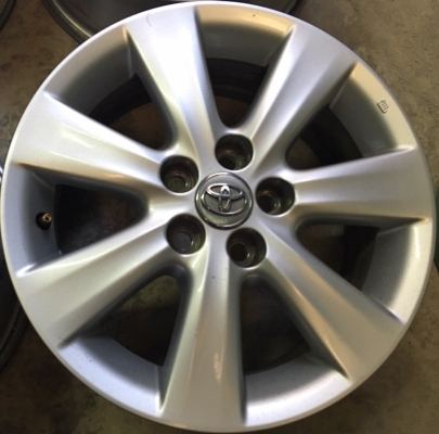 แม็กเดิม Toyota Altis 5รู100 ขอบ15 แม็กเดิม Toyota Altis 5รู100 ขอบ15