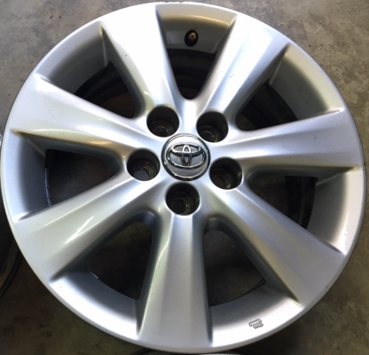 แม็กเดิม Toyota Altis 5รู100 ขอบ15 แม็กเดิม Toyota Altis 5รู100 ขอบ15