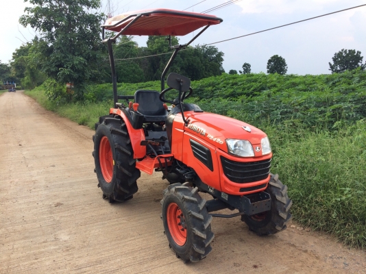 ขาย Kubota B2420 สภาพพร้อมใช้ สนใจติดต่อครับ
