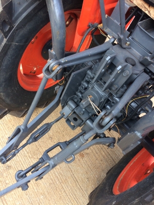 ขาย Kubota B2420 สภาพพร้อมใช้ สนใจติดต่อครับ ขาย Kubota B2420 สภาพพร้อมใช้ สนใจติดต่อครับ