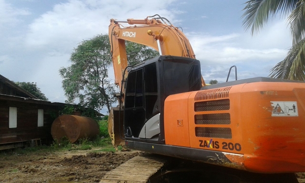 ขาย Hitachi Zx 200-5g ปี2012