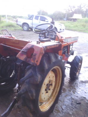 สีนวนจัดให้ Kubota L18.02.18 18แรง ขับเคลื่อนสี่ล้อ สภาพดี พร้อมใช้งานแบบทนๆ สนใจติดต่อ 089-9638932 สีนวนจัดให้ Kubota L18.02.18 18แรง ขับเคลื่อนสี่ล้อ สภาพดี พร้อมใช้งานแบบทนๆ สนใจติดต่อ 089-9638932