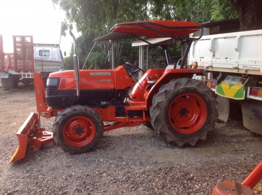 L3608พร้อมใบดันหน้า รถพร้อมใช้งาน ราคาเบาๆ