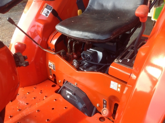 L3608พร้อมใบดันหน้า รถพร้อมใช้งาน ราคาเบาๆ