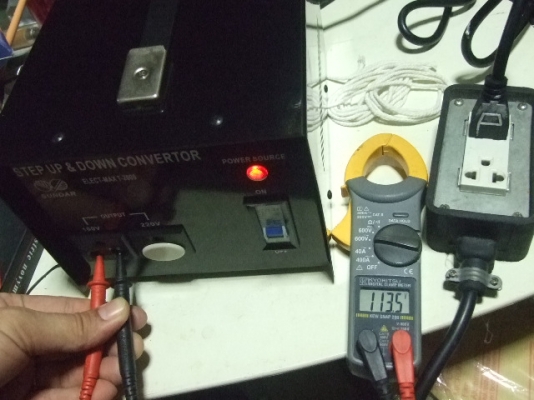 หม้อแปลงไฟจาก 200v/220V/240V ==> 100v ขนาด 2,000w ของ SUNDAR รุ่น ELECT-MAX T-2000