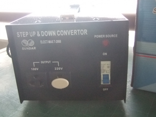 หม้อแปลงไฟจาก 200v/220V/240V ==> 100v ขนาด 2,000w ของ SUNDAR รุ่น ELECT-MAX T-2000
