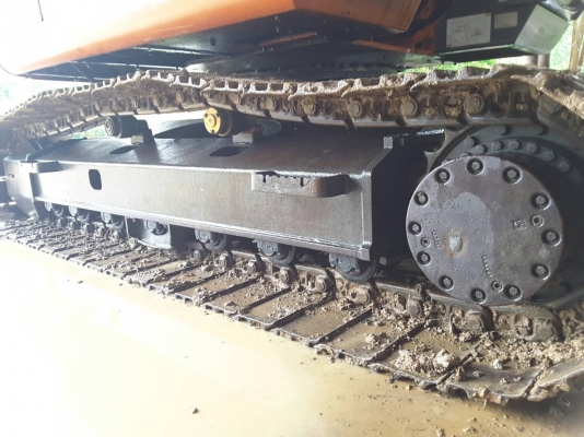 ขาย!! >>> Hitachi Zx225 รุ่น 1 USR <<< รถสวยพร้อมใช้งาน ลอนเลอร์ใหม่ เอกสารอินวอย