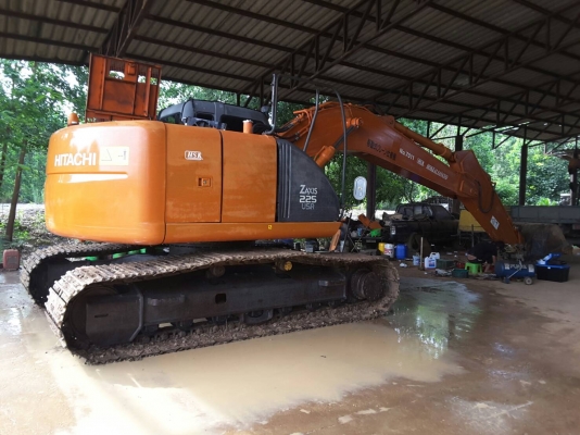 ขาย!! >>> Hitachi Zx225 รุ่น 1 USR <<< รถสวยพร้อมใช้งาน ลอนเลอร์ใหม่ เอกสารอินวอย
