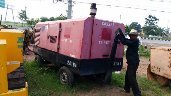 ขาย ปั๊มลม เครื่องปั๊มลม AIR COMPRESSOR ขนาดใหญ่ เครื่องลม เจาะบาดาล งานอุตสาหกรรม AIRMAN 655S (CFM)