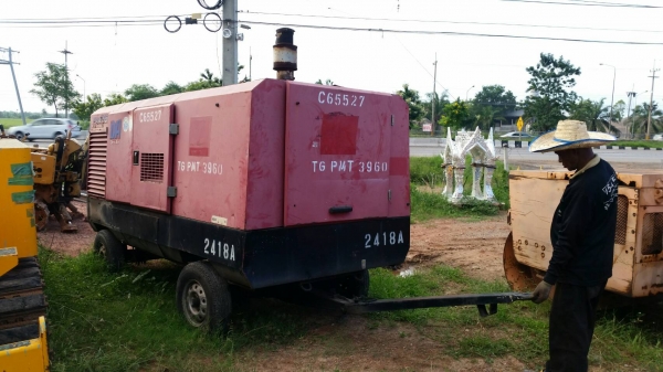 ขาย ปั๊มลม เครื่องปั๊มลม AIR COMPRESSOR ขนาดใหญ่ เครื่องลม เจาะบาดาล งานอุตสาหกรรม AIRMAN 655S (CFM) ขาย ปั๊มลม เครื่องปั๊มลม AIR COMPRESSOR ขนาดใหญ่ เครื่องลม เจาะบาดาล งานอุตสาหกรรม AIRMAN 655S (CFM)