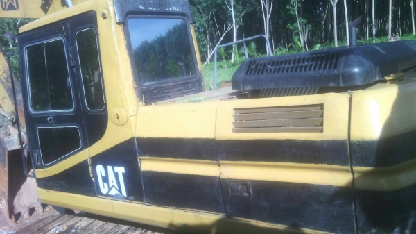 รถขุด CAT320V2 รถสภาพดี สวยใช้ได้