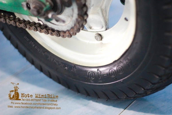 รอบสุดท้ายครับ 8900 เครื่องเวฟ100 #ชาลีแท้ #Honda #Chaly ไม่ลดแล้วนะครับ -เครื่อง Honda เวฟ100 ไม่มีหยด ไม่มีเยิ้ม แน่นๆเงียบๆ -ยางหน้า-หลัง ใหม่ๆดอกยางเต็ม ขนยางยังอยู่ -บังโคลนหน้า-หลังเหล็ก -ล้อหน้า-ล้อหลัง สีขาวมุกประกายเงินสวยๆ -สีรถตามภาพ -มีแบตเตอร