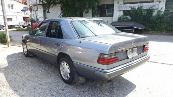 ขายเบนซ์ 300 E ปี 91 เครื่องบินซิล + แก็ส LPG ไฟฟ้าทั้งคัน รถสวยเดิมๆบางๆ