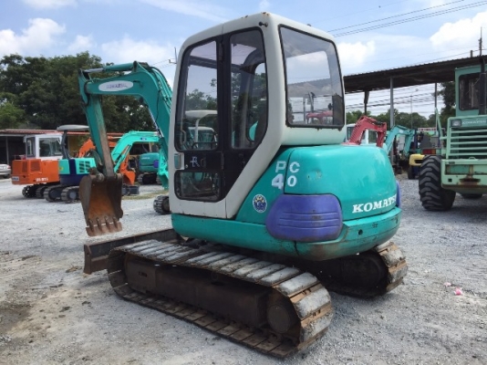 แบคโฮเล็ก KOMATSU PC40-7 เก่าญี่ปุ่นแท้ หัวเก๋ง พร้อมใช้