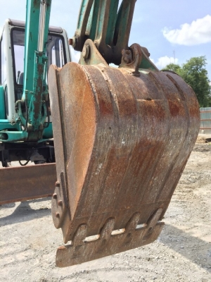 แบคโฮเล็ก KOMATSU PC40-7 เก่าญี่ปุ่นแท้ หัวเก๋ง พร้อมใช้