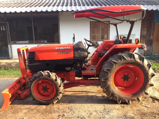 รถไถ45diพร้อมอุปกรณ์3ชิ้น