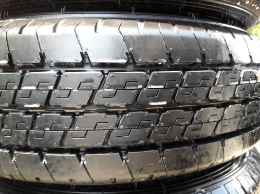 ล้อกะทะขอบ15 พร้อมยางป้ายแดงปี16 ชุดล่ะ9500