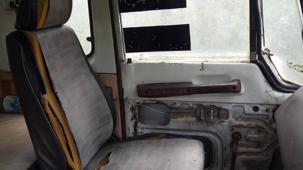 สิบล้อ Hino 195HP(ดั้ม) ตัวเป็นรุ่นSumo FM227