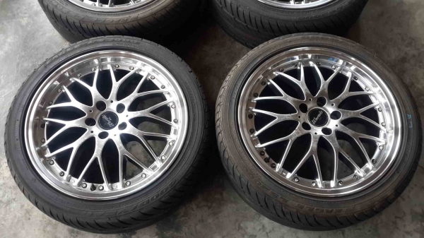 ล้อญี่ปุ่น European warwic mesh 5 รู 114 ขอบ 17 สภาพดีราคาเบาๆครับ