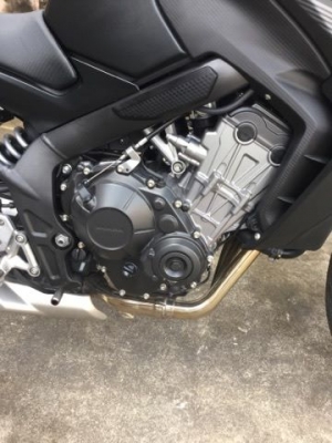ขาย cb650f 2014 สภาพนางฟ้าครับวิ่งน้อยไมค์แท้ไม่มีกรอเหมือนรถใหม่ไม่ล้มไม่ชนจัดไ