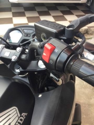 ขาย cb650f 2014 สภาพนางฟ้าครับวิ่งน้อยไมค์แท้ไม่มีกรอเหมือนรถใหม่ไม่ล้มไม่ชนจัดไ
