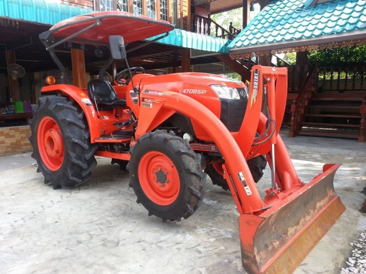 คูโบต้า L4708SP 4 WD ใบมีดตราช้าง ทำงาน 466 ชั่วโมง สีเดิมๆโรงงาน