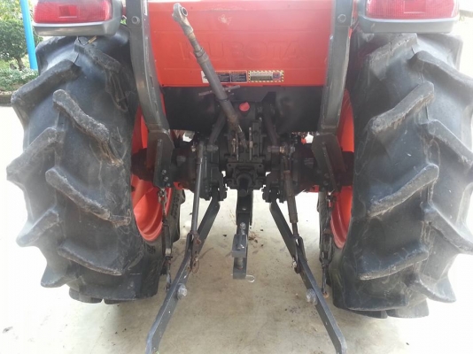 คูโบต้า L4708SP 4 WD ใบมีดตราช้าง ทำงาน 466 ชั่วโมง สีเดิมๆโรงงาน