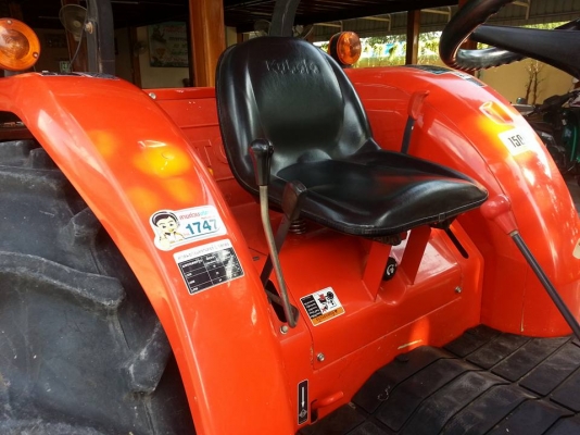 คูโบต้า L4708SP 4 WD ใบมีดตราช้าง ทำงาน 466 ชั่วโมง สีเดิมๆโรงงาน