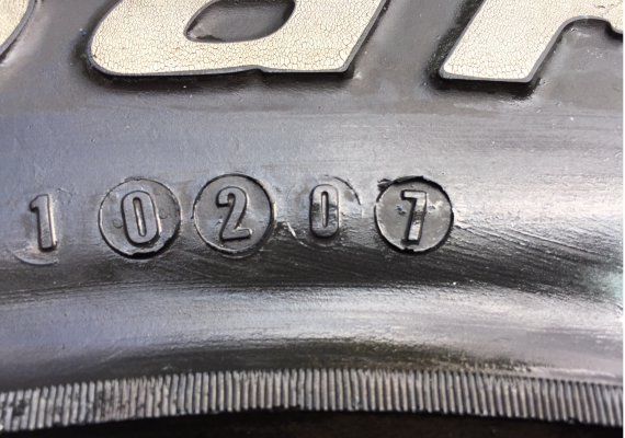 ยาง All BF Goodrich 265 75 16 ดอกเต็ม ติดหนวดทุกเส้น ไม่มีปะ ใช้งานน้อย ราคาไม่แพง