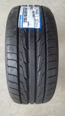 ยางใหม่ปีเก่า215/45/17 ปี 14 TOYO DRB เส้นละ1,950 บาท