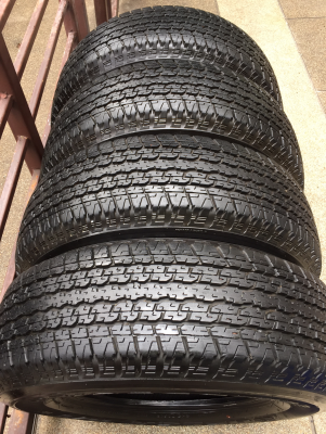 ยาง Bridgestone 245 70 16 สิ้นปี15 ดอกเต็ม ไม่มีปะ ราคาไม่แพง ยาง Bridgestone 245 70 16 สิ้นปี15 ดอกเต็ม ไม่มีปะ ราคาไม่แพง