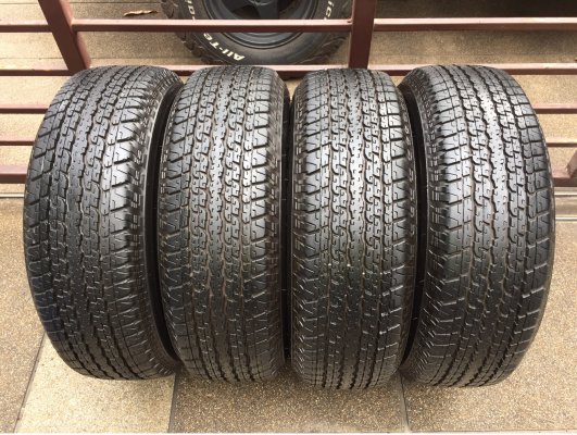 ยาง Bridgestone 245 70 16 สิ้นปี15 ดอกเต็ม ไม่มีปะ ราคาไม่แพง ยาง Bridgestone 245 70 16 สิ้นปี15 ดอกเต็ม ไม่มีปะ ราคาไม่แพง