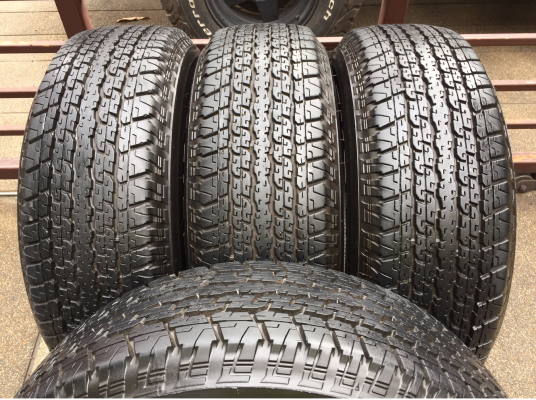 ยาง Bridgestone 245 70 16 สิ้นปี15 ดอกเต็ม ไม่มีปะ ราคาไม่แพง ยาง Bridgestone 245 70 16 สิ้นปี15 ดอกเต็ม ไม่มีปะ ราคาไม่แพง