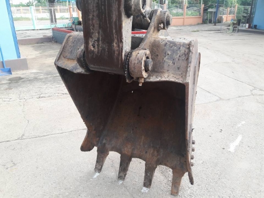 ขายแมคโค โคมัสสุ 120-3 ชีเรี่ยนสูง รถไม่ค่อยได้ใช้ รถสภาพดีมากโซ่เต็มใบหนา เอวแน่น แอร์เย็นโทร0805771468 kอาท