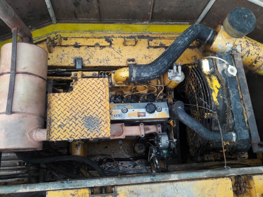 ขายแมคโค โคมัสสุ 120-3 ชีเรี่ยนสูง รถไม่ค่อยได้ใช้ รถสภาพดีมากโซ่เต็มใบหนา เอวแน่น แอร์เย็นโทร0805771468 kอาท