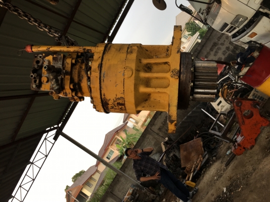 ขายด่วน มอเตอร์สวิง KOMATSU PC200-6-7 ราคา 85,000ครับ. ลงราคาที่ชอ่งผิดครับ