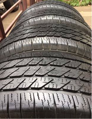 ยาง Michelin 265 65 17 สิ้นปี14 ดอกเต็ม ใช้ยาว ราคาไม่แพง ยาง Michelin 265 65 17 สิ้นปี14 ดอกเต็ม ใช้ยาว ราคาไม่แพง