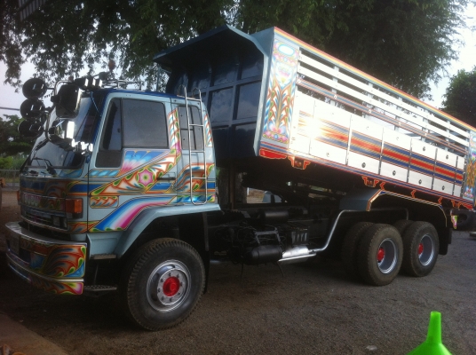 หล่อเลย อีซูซุ 240 นางฟ้าแท้ๆๆ