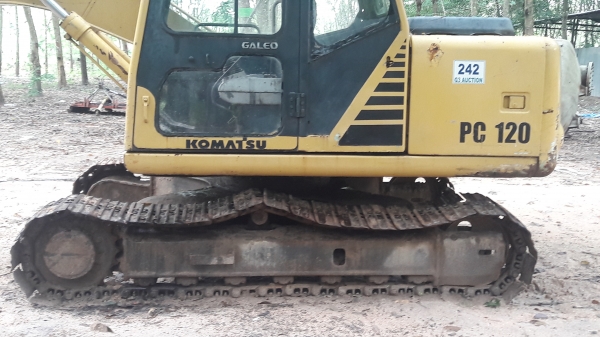 รถแบคโฮ รถแบคโฮ