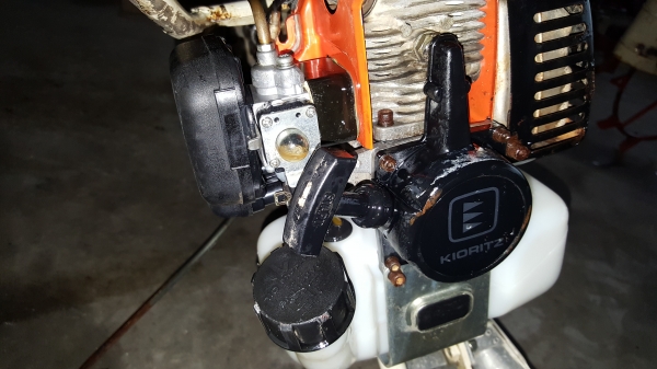 รถชักร่องน้ำในนา