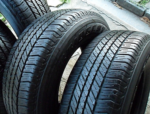 ยาง17กระบะสูง บริดสโตน265-65-R17ลงพื้นปี13 (4เส้น 3,500)ดอกหนา1เซ็น ยาง17กระบะสูง บริดสโตน265-65-R17ลงพื้นปี13 (4เส้น 3,500)ดอกหนา1เซ็น