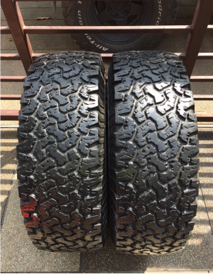 ยางคู่ All BF Goodrich 31 10.5 R15 พร้อมใช้งาน ราคาไม่แพง