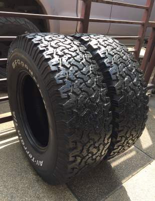 ยางคู่ All BF Goodrich 31 10.5 R15 พร้อมใช้งาน ราคาไม่แพง