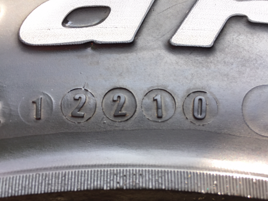 ยางคู่ All BF Goodrich 31 10.5 R15 พร้อมใช้งาน ราคาไม่แพง