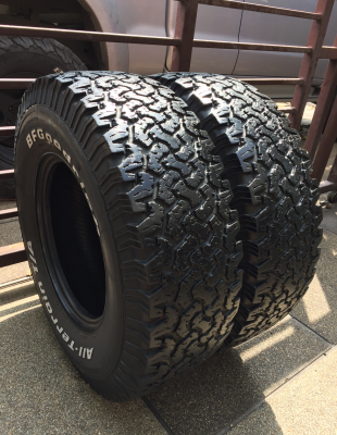 ยางคู่ All BF Goodrich 31 10.5 R15 พร้อมใช้งาน ราคาไม่แพง